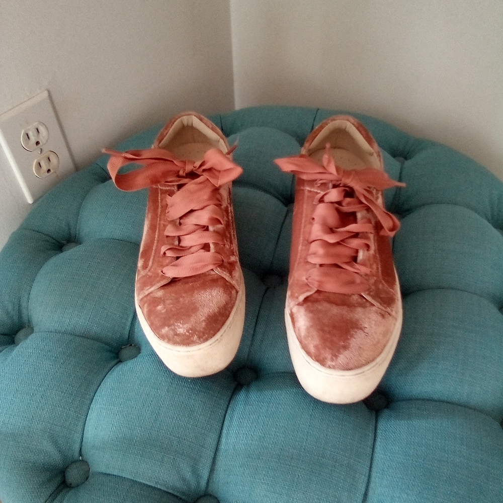 Kenneth Cole Pink Velvet Platform Sneakers